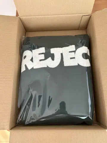 REJECT x Olive 콜라보 한정판 후드티