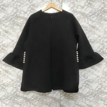 Frene 프라네 펄 장식 코트 아우터 플레어 소매 M-L