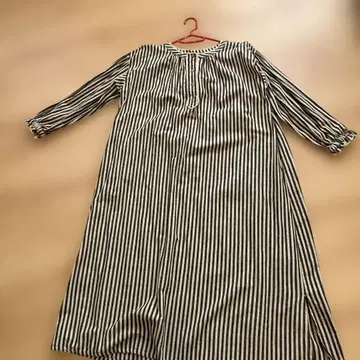 새상품 가을 SA 자수 원피스