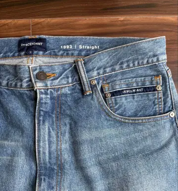 DESCENDANT/1993 STRAIGHT JEANS 사이즈 3