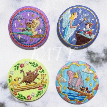 Disney Characters 디즈니 캐릭터 자수 캔뱃지