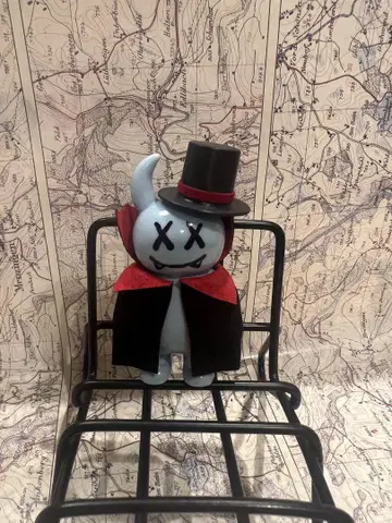 우아모우 피규어 할로윈 드라큘라 완판 레어