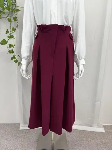 PINORE 미사용 새상품 38 size 종아리 기장 가우초 팬츠