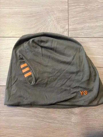 Y-3 카키 캡 오렌지 스트라이프