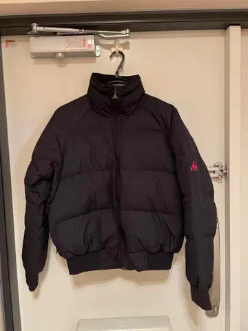 르꼬끄 블랙 다운 자켓