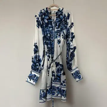 H&M 블루 화이트 꽃무늬 여성용 상의