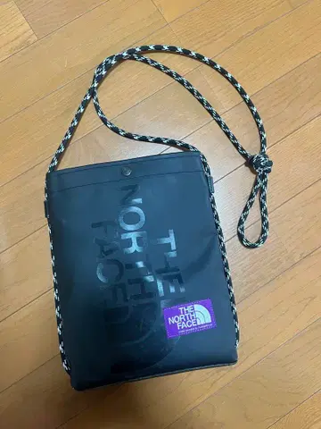 THE NORTH FACE 블랙 숄더백