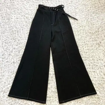 HARE 와이드 플레어 팬츠 벨트 포함 블랙 센터 프레스 와이드 슬랙스