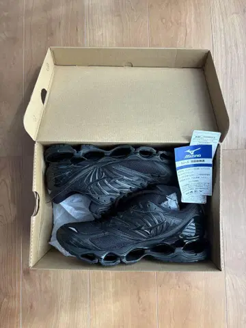 [ 새상품 ] Mizuno WAVE PROPHECY LS 올블랙스니커즈