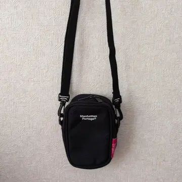 새상품급 Manhattan Portage 블랙 숄더백