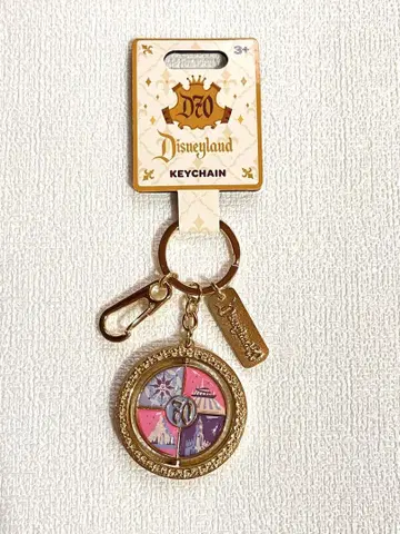 캘리포니아 디즈니랜드 70주년 기념 키링 일본 미발매