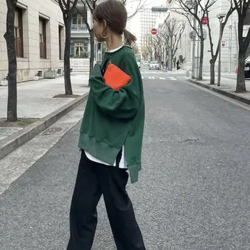 ulu select 오리지널 맨투맨