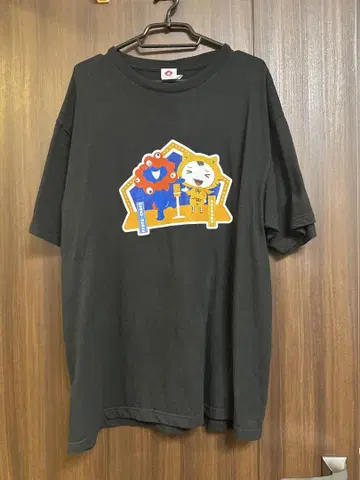 미야쿠미야쿠 시노비 T셔츠 블랙