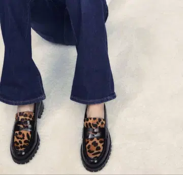 ZARA 애니멀 로퍼 레오파드 사이즈 39 25.5
