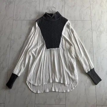 ZARA 이소재 터틀넥 긴팔 셔츠