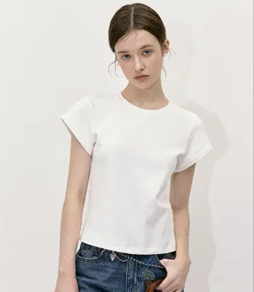 fanostudious 라운드넥 숏 슬리브 T셔츠