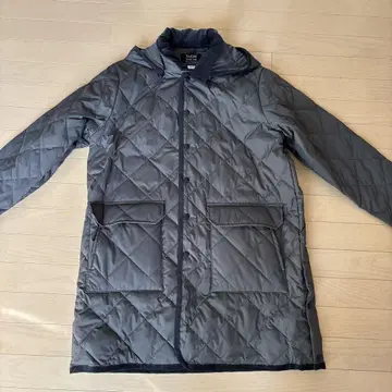 TAION SHIPS 그레이 퀼팅 다운 자켓 후드 부착