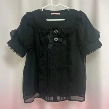 Honey Cinnamon 하트 플로키 리본 포함 블라우스