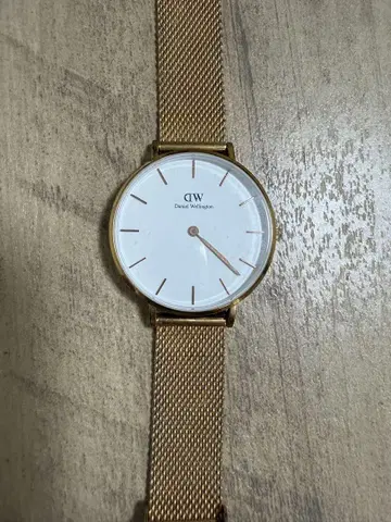 Daniel Wellington 골드 메쉬 손목시계