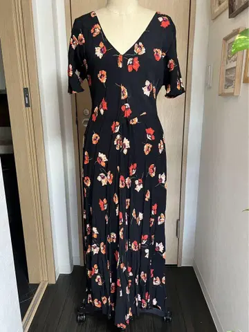 ZARA 블랙 플라워 프린트 롱 원피스
