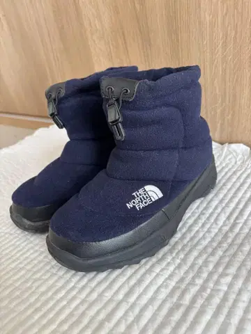 THE NORTH FACE 다운 부츠