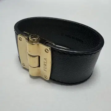 [ 새상품급 ] FURLA 훌라 가죽 뱅글 팔찌 블랙
