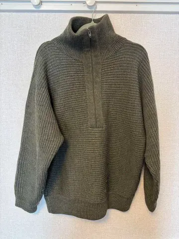 BUGABOO 캐나다제 울 니트 스웨터 빅 실루엣 카키 구제 의류