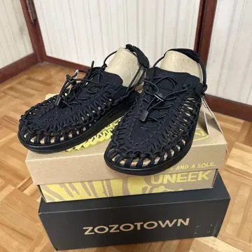 KEEN 유니크2 컨버터블 블랙 26.5cm US 8.5