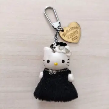 헬로키티 블랙 드레스 밀레니엄 키링