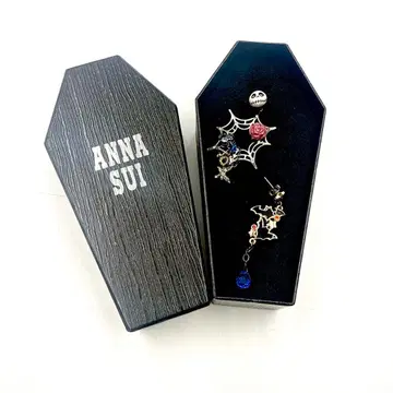 ANNA SUI 잭 거미줄 싱글 귀걸이 Disney
