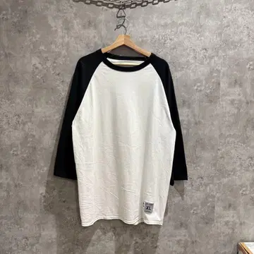 미사용 새상품 Champion 챔피온 래글런 긴팔 T셔츠 XL