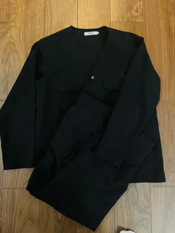 District united arrows 셋업 블랙