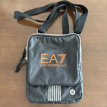 EA7 Emporio Armani 숄더백 블랙
