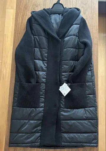 메틀리제 후드 부착 다운 코트