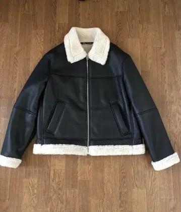 ZARA 블랙 무스탕 플라이트 자켓