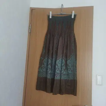 에스닉 패턴 플레어 스커트