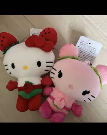 레어 키티 딸기맨 허벅지맨 마스코트 키링 2개 세트