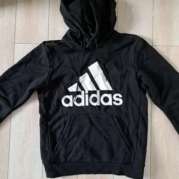 adidas 블랙 후드티 M 사이즈