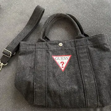 GUESS 다크 그레이 토트백