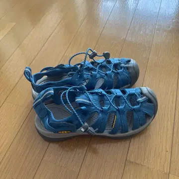 keen 위스퍼 23.5cm