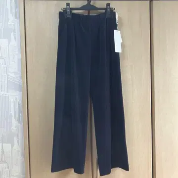 [ 미사용 새상품 ] 네이비 코듀로이 와이드 팬츠 릴리안 뷰티
