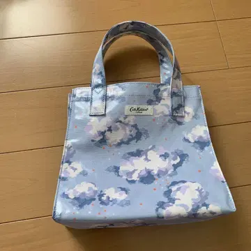 새상품 Cath Kidston 구름 패턴 스몰 북백