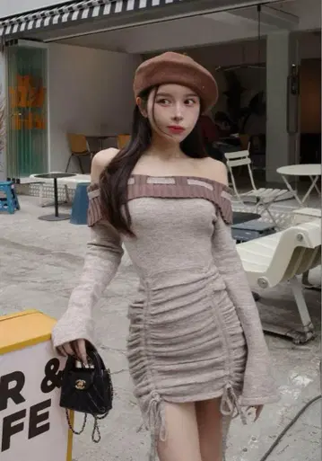 Darich 오프숄더 스티치 니트 미니 원피스