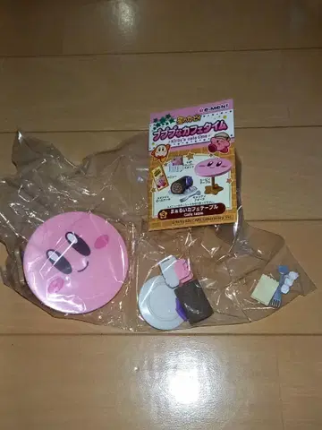별의 커비 푸푸푸 카페 타임 둥근 카페 테이블 리멘트
