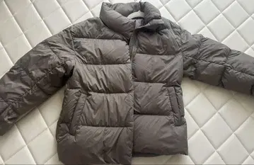 UNIQLO ULTRA LIGHT DOWN