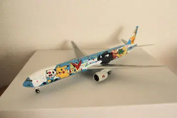 JC Wings ANA 포켓몬 제트 B777-300 1/200