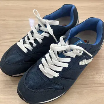 ellesse 스니커즈 24.0cm