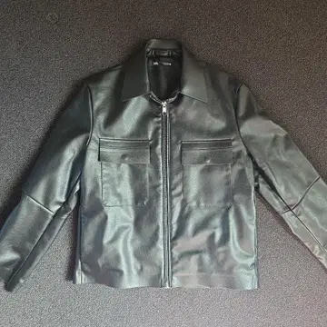ZARA 블랙 가죽 자켓 L 사이즈