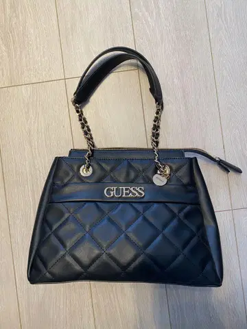 GUESS 토트 핸드백