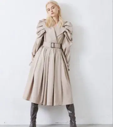 라벨 에튀드 롱 트렌치코트 튤 개더 볼륨 소매 드레스